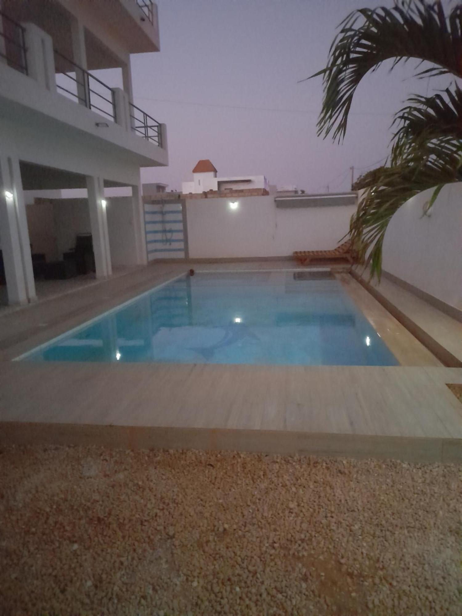 Maison D Hote La Dore Du Senegal Bas-De - Villa Сомоне Екстериор снимка